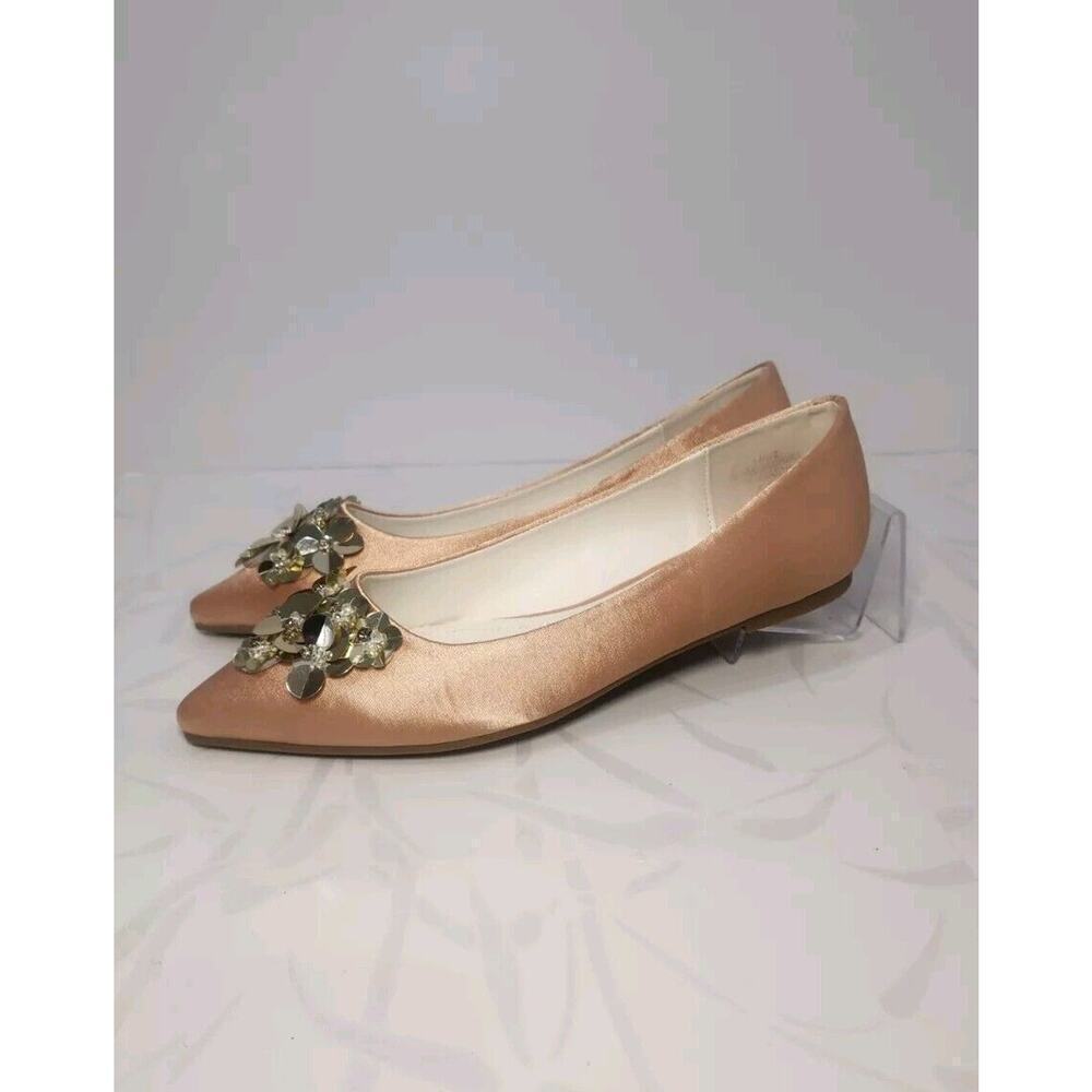 MACKIN J Pointy Toe Satin Sequin Flower Decor Ballet Flats Special Occasion 7.5 - Picture 4 of 9